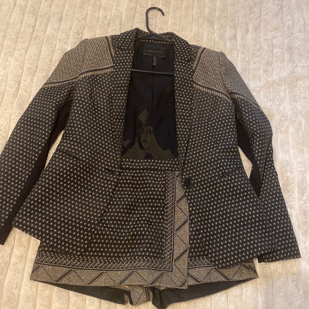 BCBG maxazaria skort suit